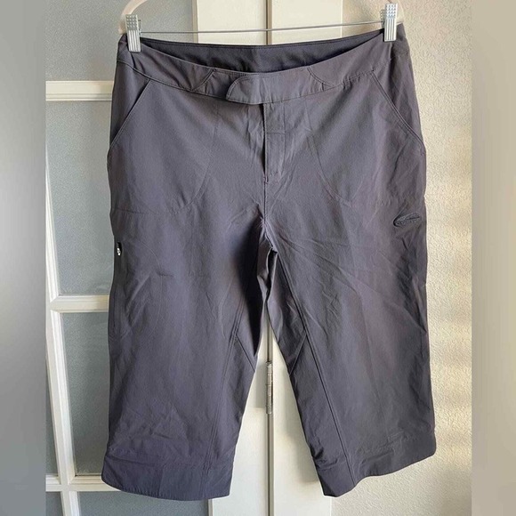 Golite- Women's Outdoor Fitness Tech Multi Pocket Capri Pants - Size‎ 10 - Gray - Picture 2 of 6